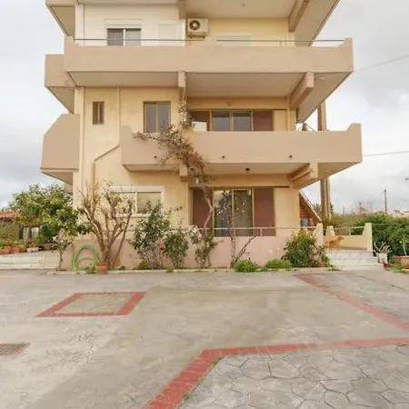 Toula's Grand With Sea View